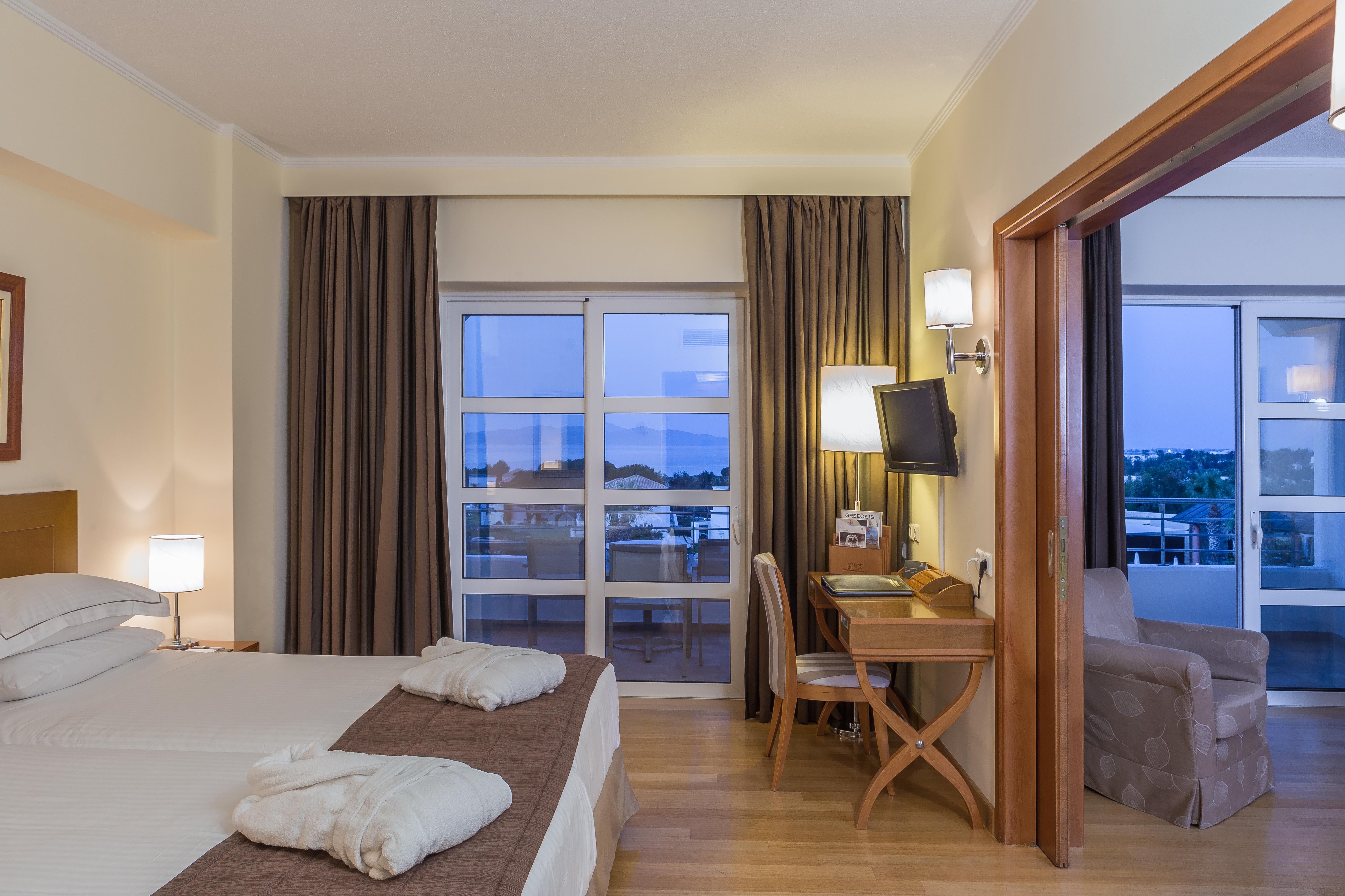 Neptune Luxury Resort Мастихари Экстерьер фото