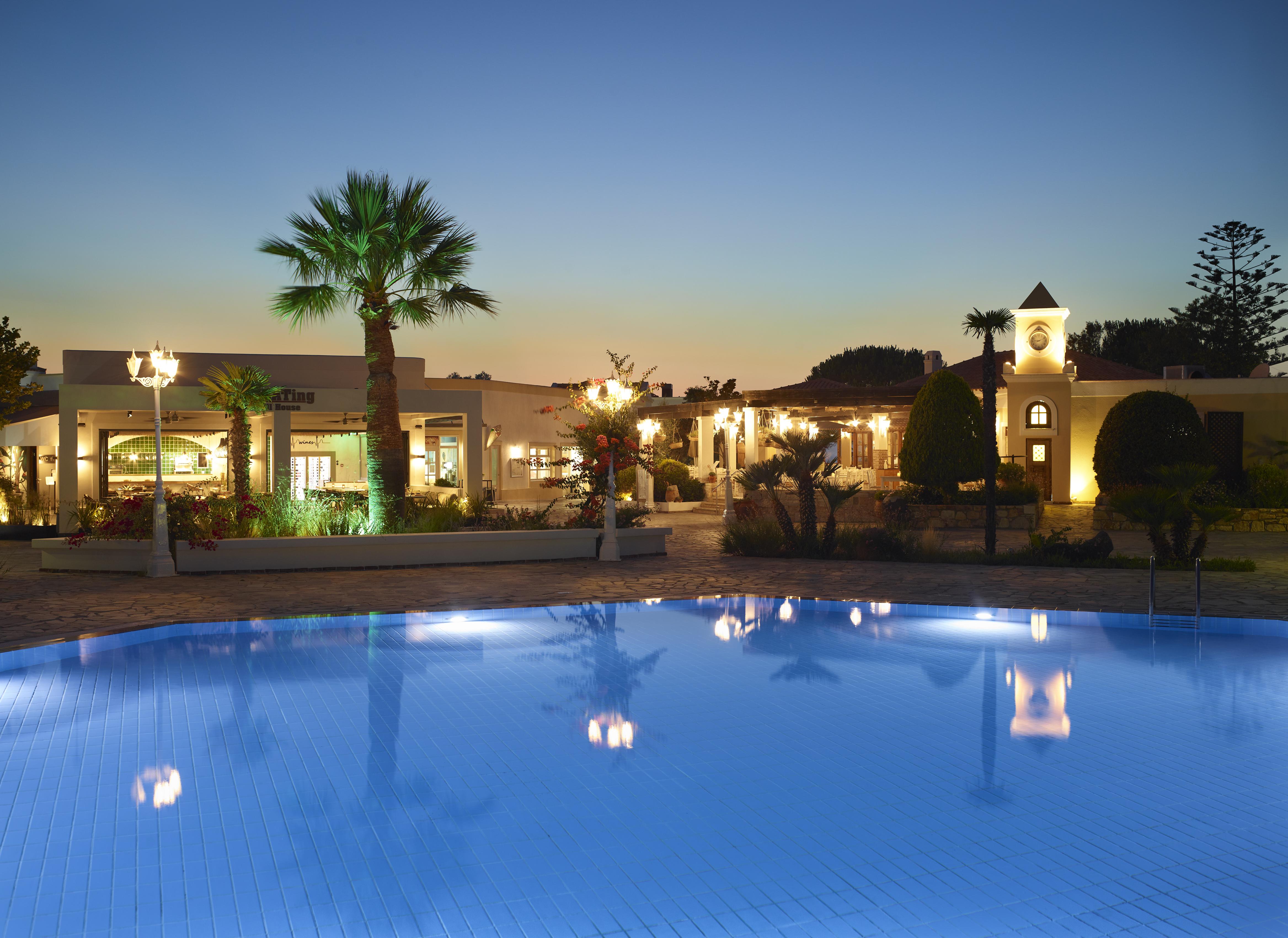 Neptune Luxury Resort Мастихари Экстерьер фото