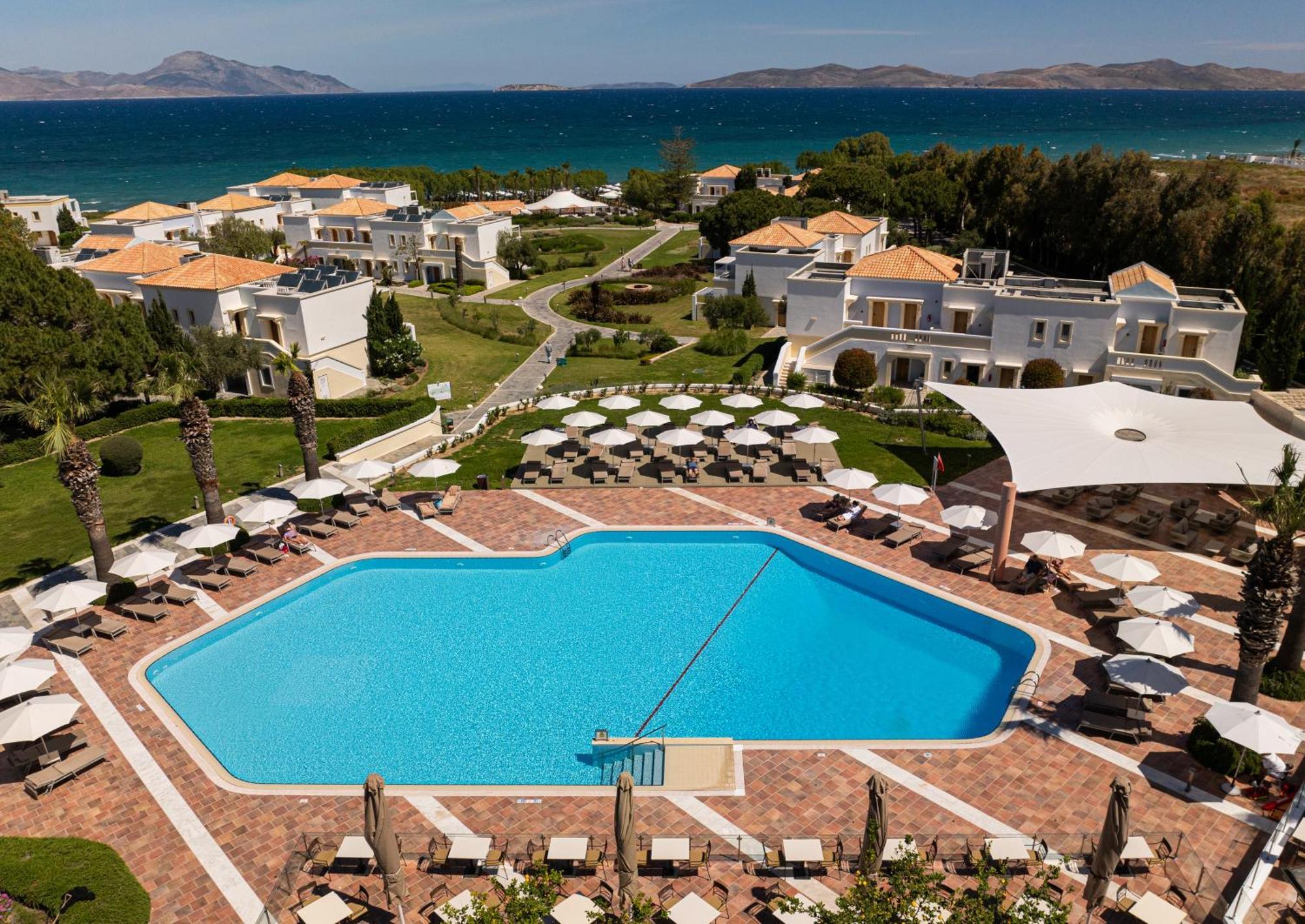 Neptune Luxury Resort Мастихари Экстерьер фото
